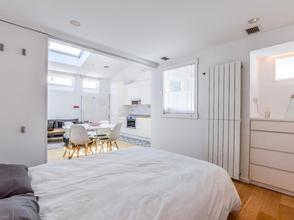 Apartamento De Diseno De Lujo En Lavapies Alquiler Temporal Madrid Eksteriør bilde