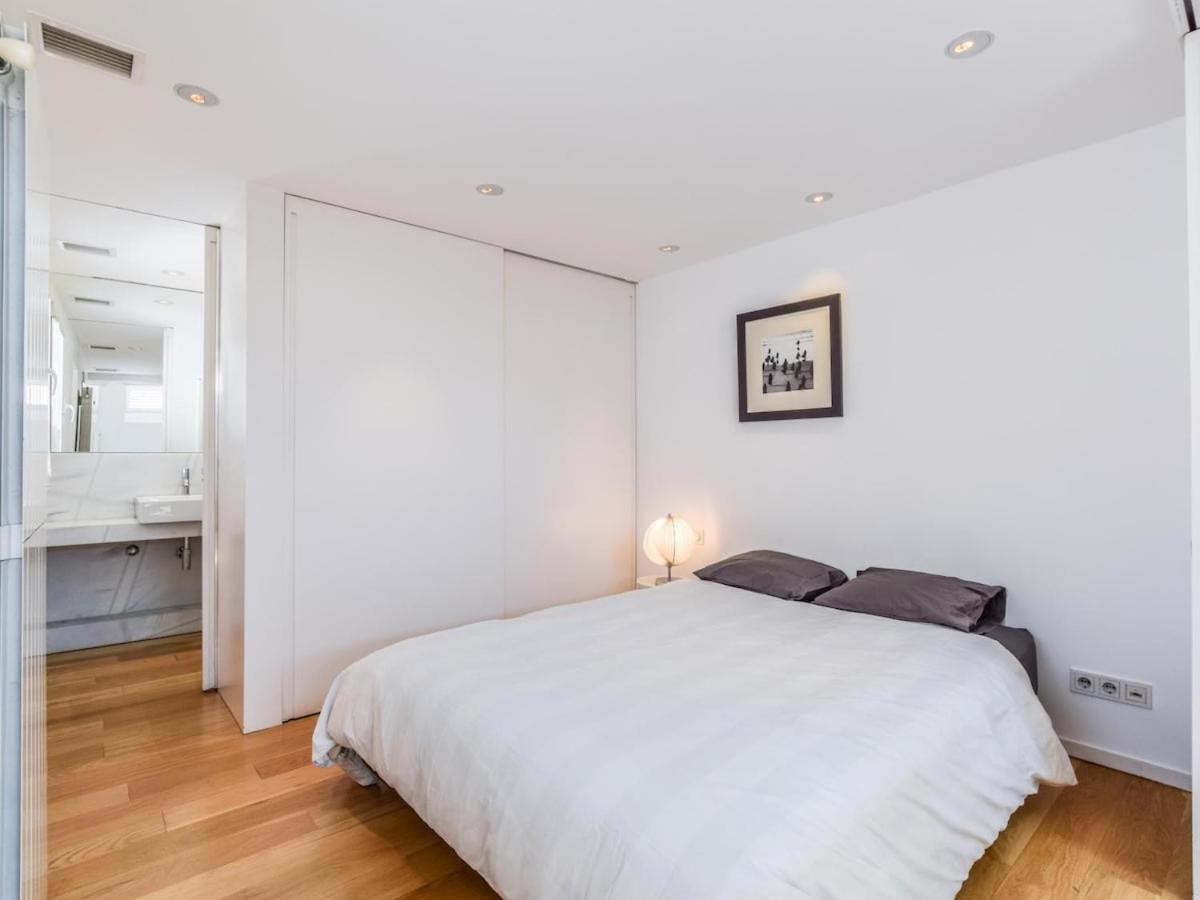Apartamento De Diseno De Lujo En Lavapies Alquiler Temporal Madrid Eksteriør bilde
